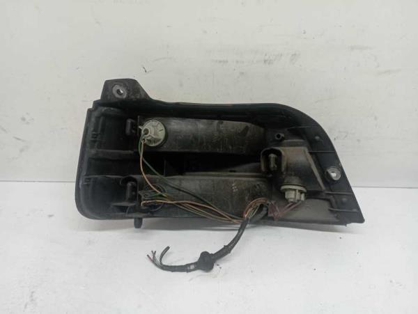 FEU ARRIERE DROIT TOYOTA STARLET - Vue 2